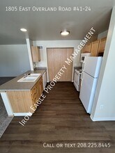 1805 E Overland Rd in Meridian, ID - Building Photo - Building Photo