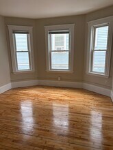 16 Maine Ave, Unit #2 in Somerville, MA - Building Photo - Building Photo