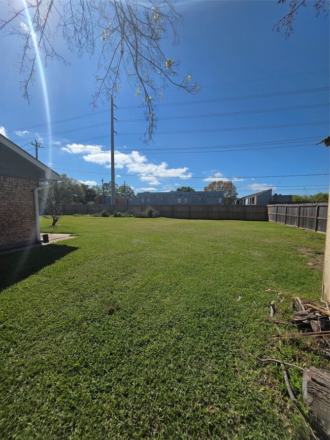 property at 1703 Cypress Dr