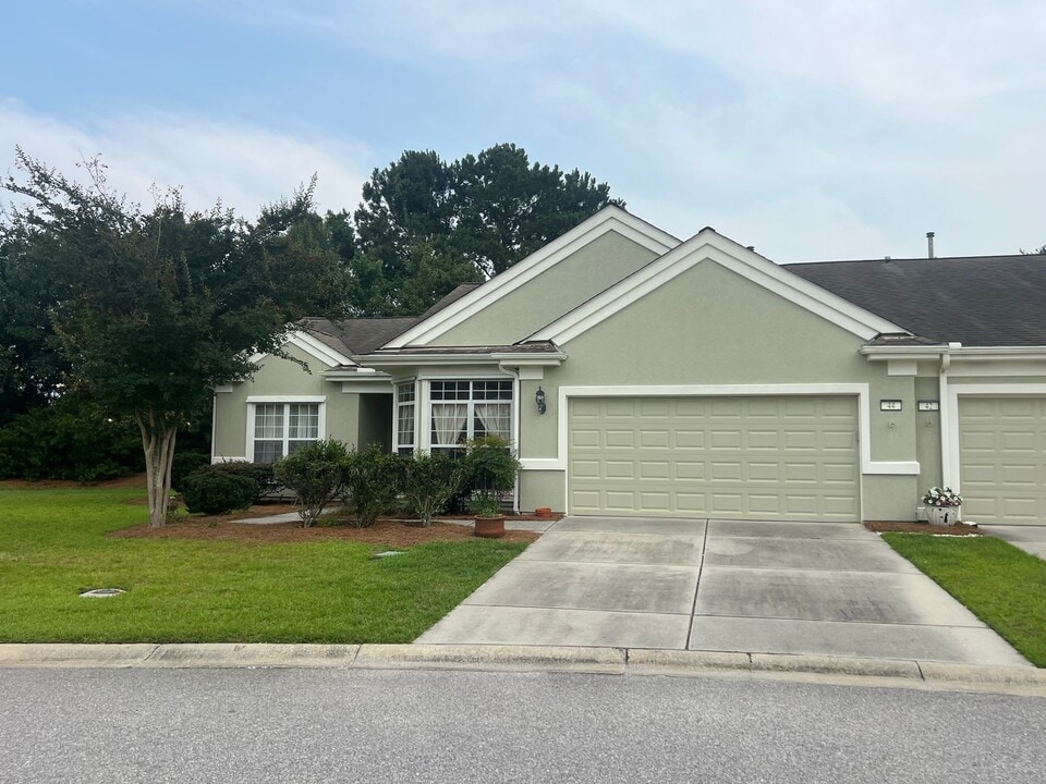 44 Seaford Pl in Bluffton, SC - Foto de edificio