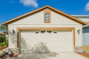 10610 Navigation Dr in Riverview, FL - Building Photo