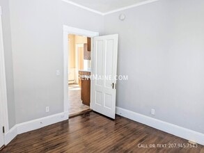 22 E Summer St in Bangor, ME - Building Photo - Building Photo