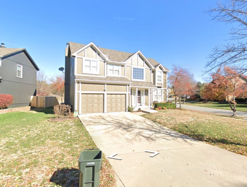 12443 Benson St in Overland Park, KS - Building Photo