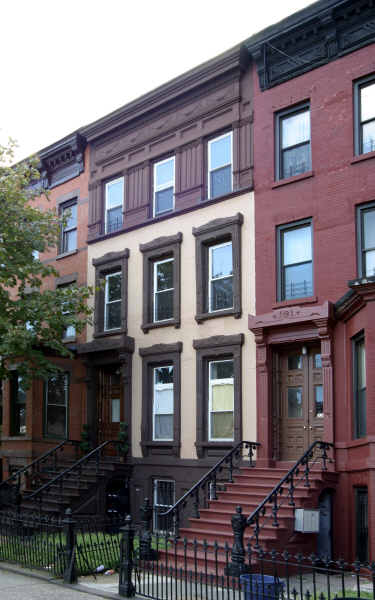 222 Van Buren St