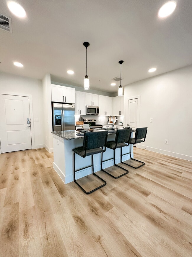 property at 5500 Fossil Rdg Cir