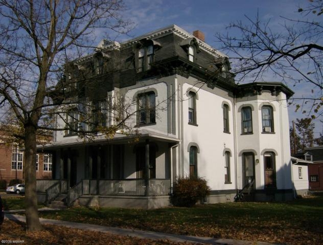 245 W Church St in Lock Haven, PA - Building Photo