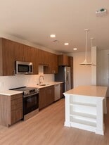 Adler Montford Park + Drexel Townes in Charlotte, NC - Building Photo