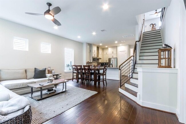 2807 Del Curto Rd in Austin, TX - Building Photo - Building Photo