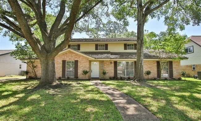 property at 1422 Scenic Ridge Dr