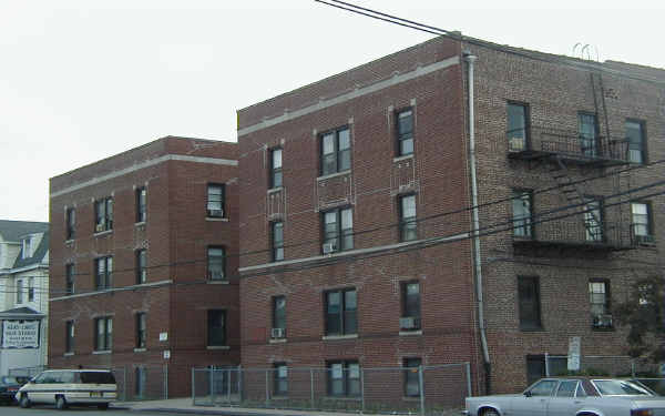 24 S Jefferson St in Orange, NJ - Building Photo - Building Photo