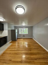 Oakwood Gardens in Plainfield, NJ - Building Photo - Building Photo