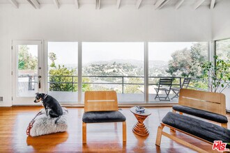 1975 Micheltorena St in Los Angeles, CA - Building Photo - Building Photo