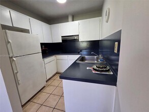 11035 SW 56th St in Miami, FL - Building Photo - Building Photo