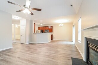 5001 Shocco Ln in Charlotte, NC - Building Photo - Building Photo