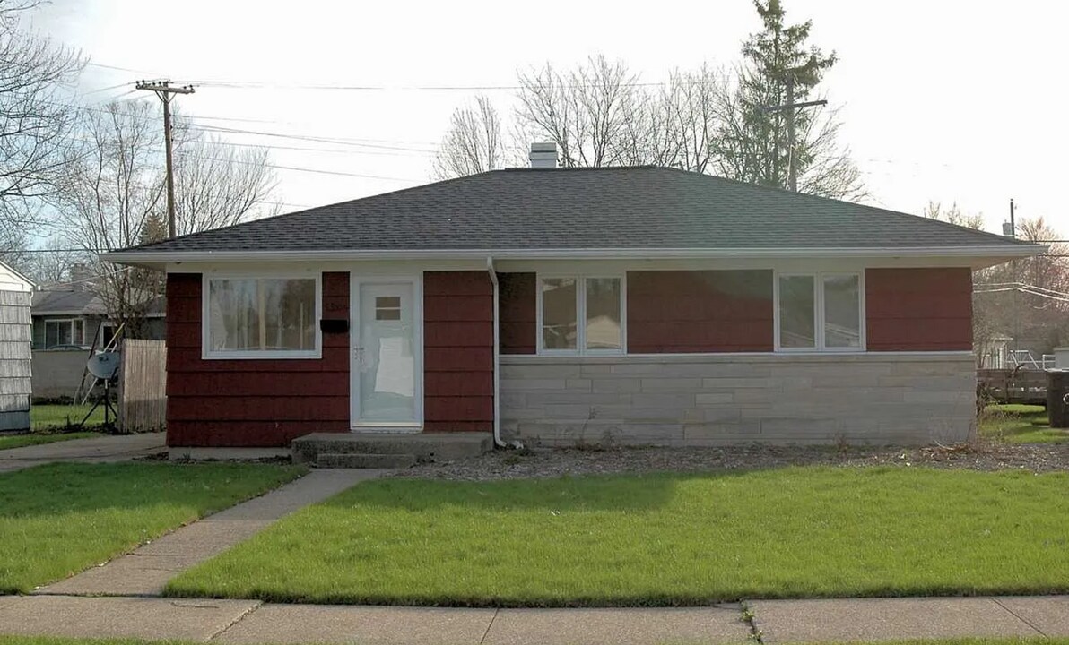1344 Pyle Ave in South Bend, IN - Building Photo