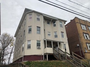 102 Sexton St in New Britain, CT - Building Photo - Building Photo