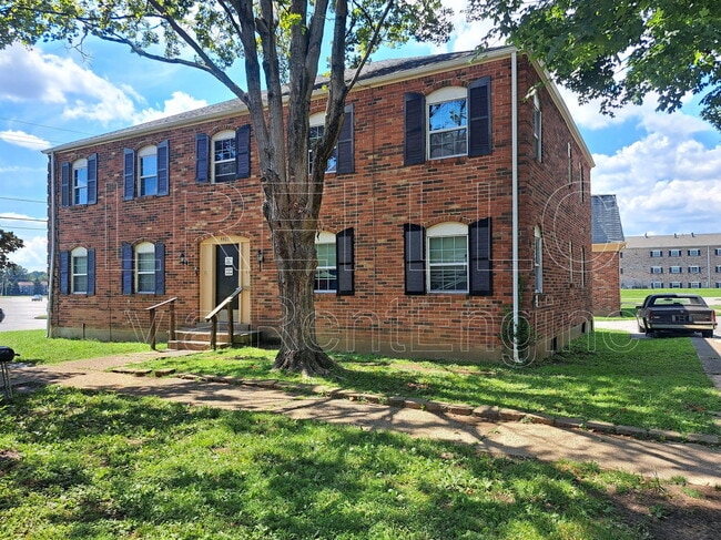 property at 4405 Landside Dr