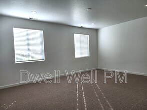 362 N Lagrasse Ln in Star, ID - Building Photo - Building Photo