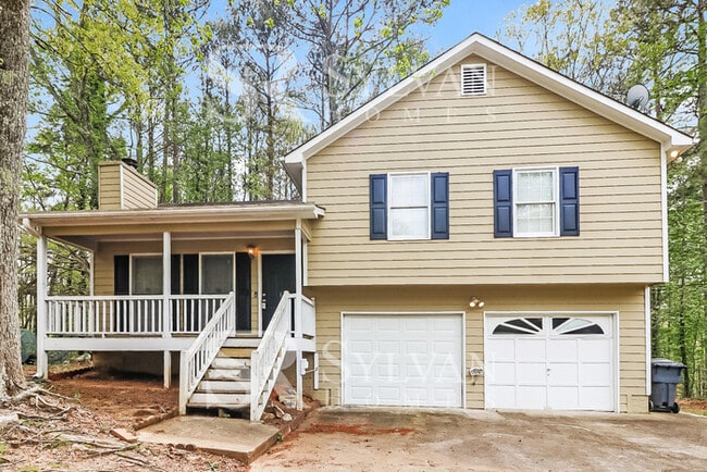 217 Robin Hood Dr in Douglasville, GA - Building Photo - Building Photo