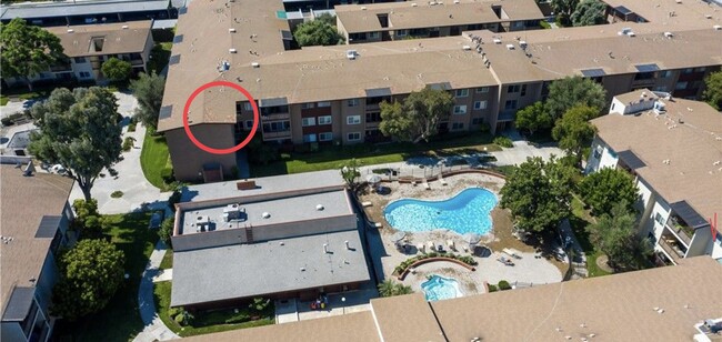 12200 Montecito Rd, Unit B304 in Seal Beach, CA - Building Photo - Building Photo