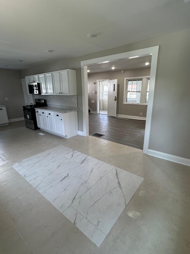 445 W 25th St in Indianapolis, IN - Building Photo - Building Photo