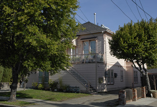 3219 Briggs Ave in Alameda, CA - Building Photo - Building Photo