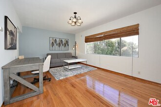 3743 McLaughlin Ave in Los Angeles, CA - Building Photo - Building Photo