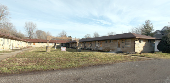 Krewson Court Apartments in Plainfield, IN - Building Photo - Building Photo