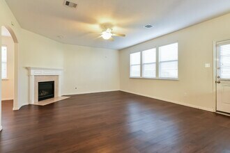 1006 Blair Field Ln in Fresno, TX - Building Photo - Building Photo