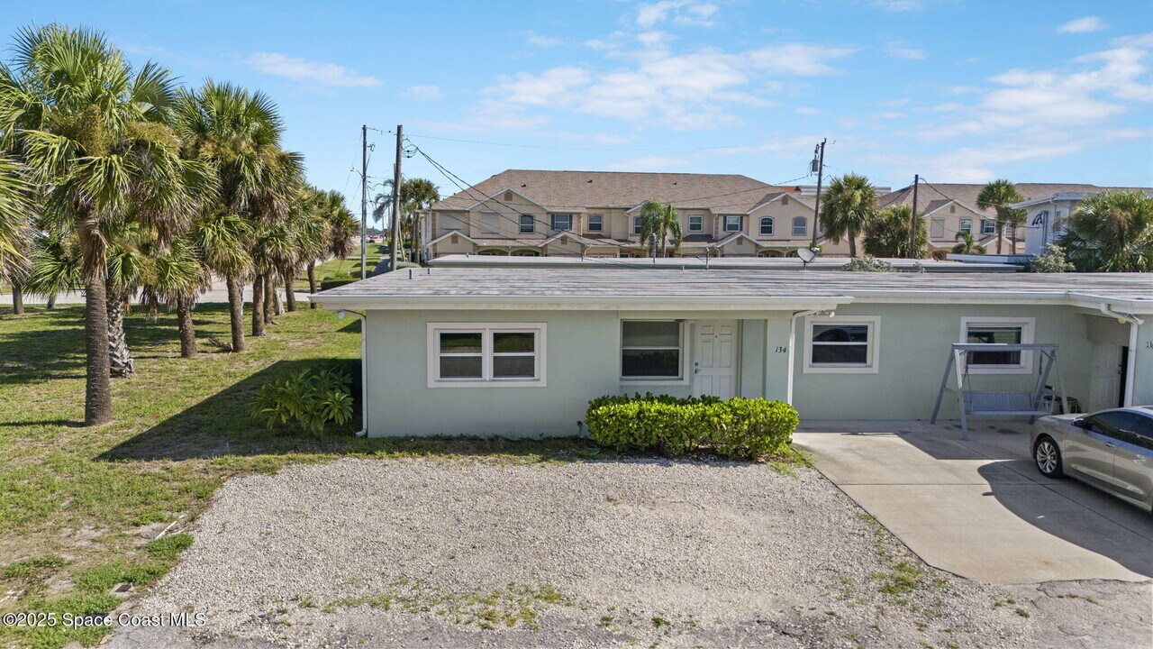 134 E Alachua Ln in Cocoa Beach, FL - Building Photo