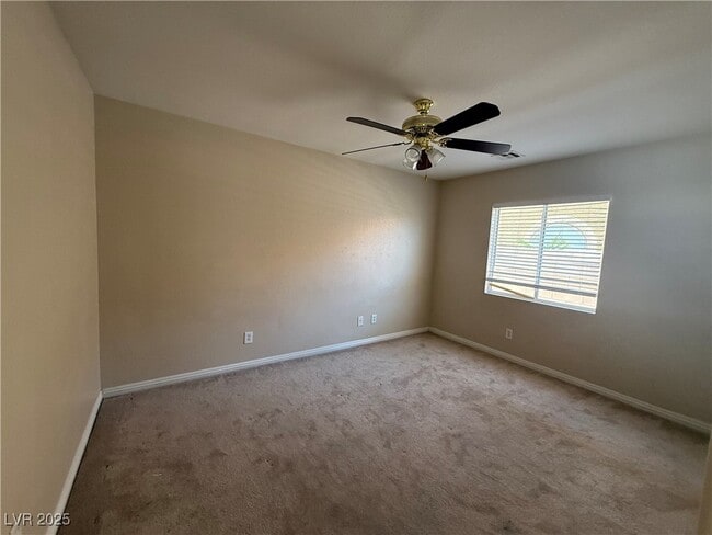 property at 6607 N Ruddock Dr