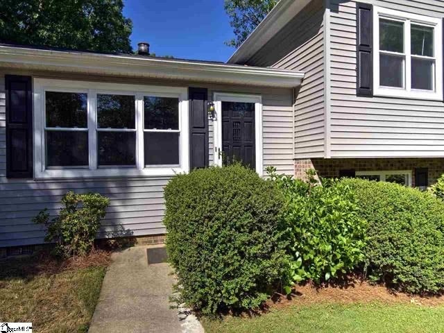 203 Edwards Mill Rd in Taylors, SC - Building Photo - Building Photo