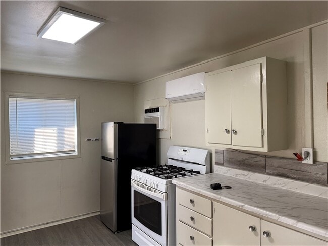 1401 Main St