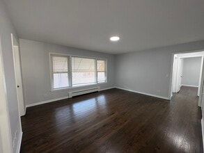 311 Prairie Ave in Highwood, IL - Building Photo - Building Photo