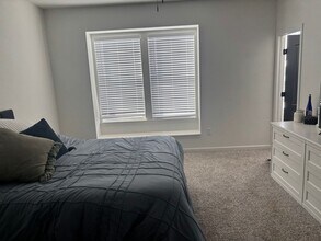 3885 Volterra Ln in Covington, KY - Building Photo - Building Photo