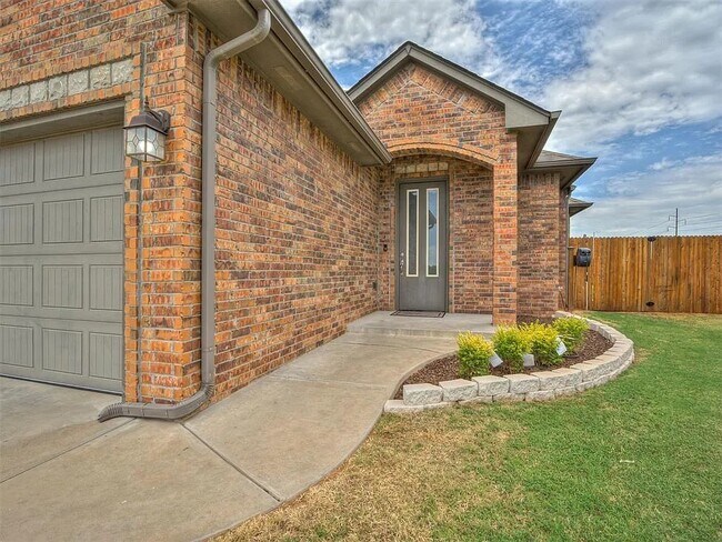 7113 NW 153rd St in Edmond, OK - Building Photo - Building Photo
