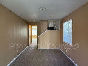 17482 Ferndale St in Lathrop, CA - Building Photo - Building Photo