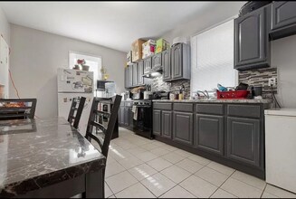 196 Shephard Ave in Newark, NJ - Building Photo - Building Photo