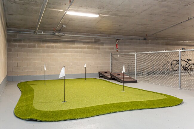 Canal 1535 in New Orleans, LA - Building Photo - Interior Photo