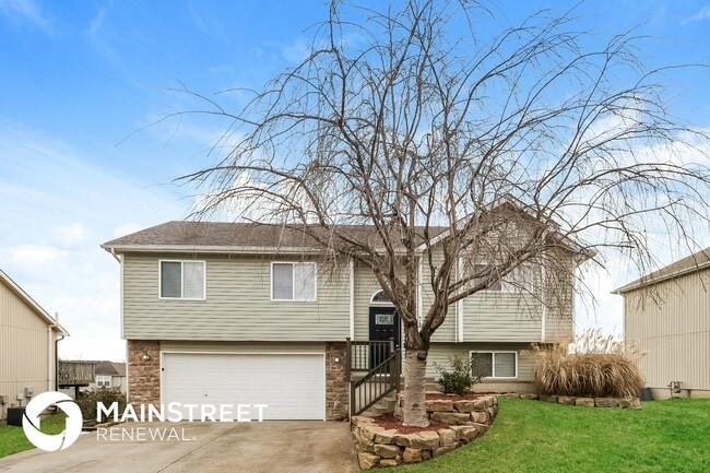 property at 9103 NE 116th Pl