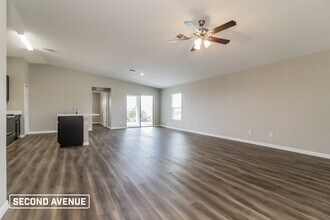 2758 Parasol Ln in North Port, FL - Building Photo - Building Photo