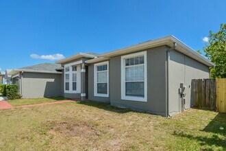 717 Modena St in St. Cloud, FL - Building Photo - Building Photo