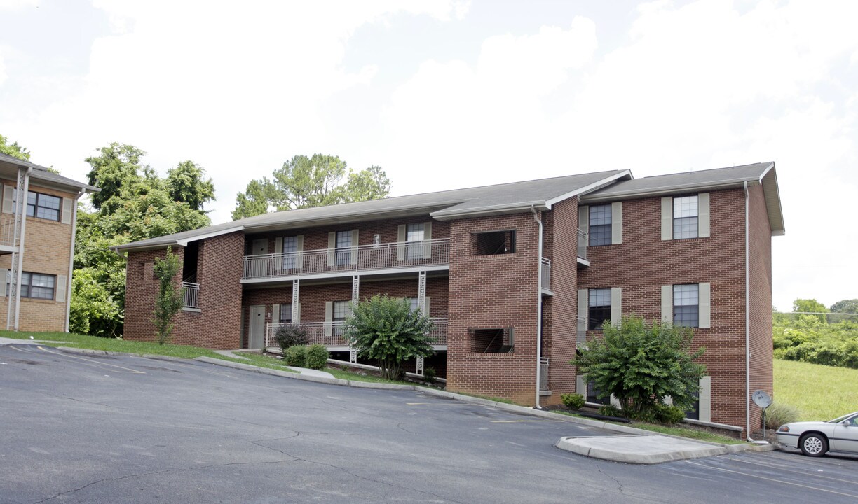 Rand Sharp Lane Apartments in Knoxville, TN - Foto de edificio