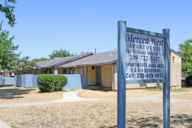 Merced West Apartments in Merced, CA - Foto de edificio - Building Photo