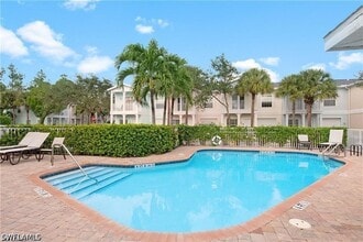3268 Amanda Ln in Naples, FL - Building Photo - Building Photo