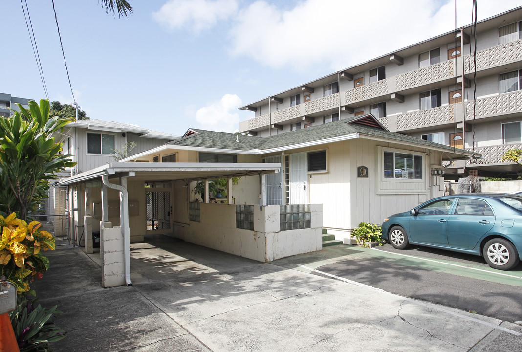 910 Piikoi St in Honolulu, HI - Foto de edificio
