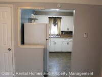 967 Salisbury Ave photo'