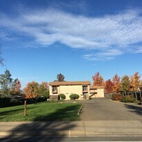 335 Lake Blvd, Unit 335 Lake Blvd. 0 in Redding, CA - Building Photo