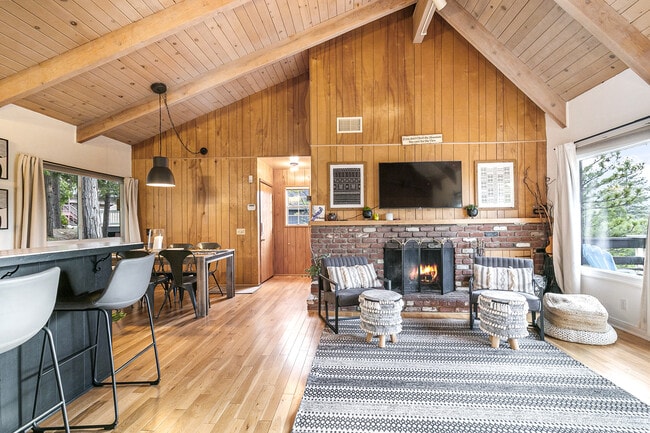 property at 524 Pioneer Rd