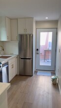 8507 Croydon Ave in Los Angeles, CA - Building Photo - Building Photo